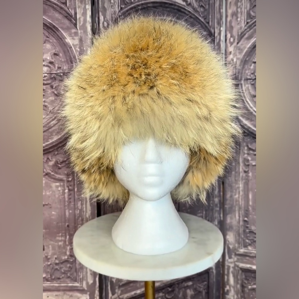 Vintage Holt Renfrew Coyote Trapper Hat